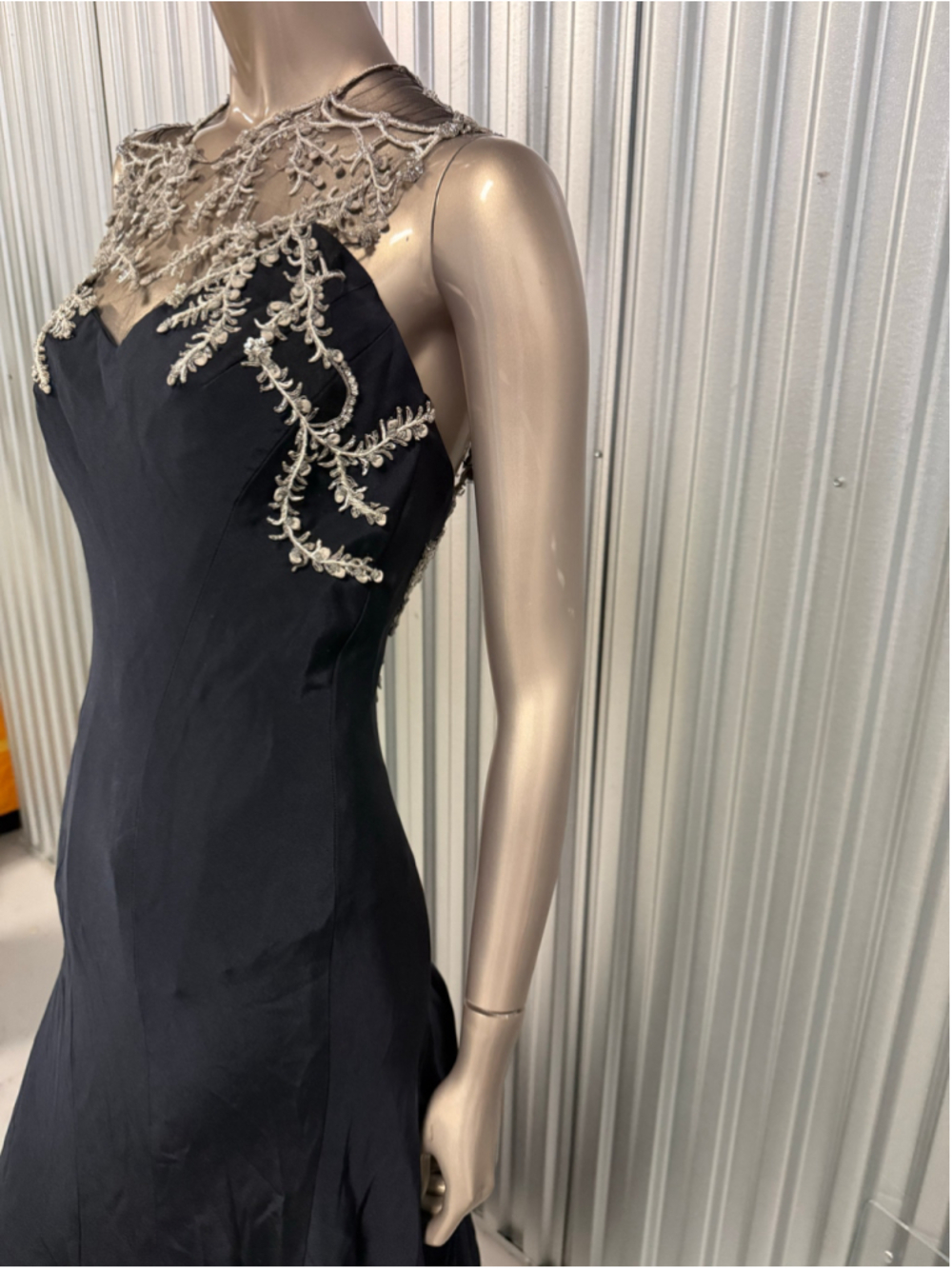 Anna Maier Couture Navy Blue Formal Gown | Silver Embroidered Illusion Bodice | - Picture 4 of 17